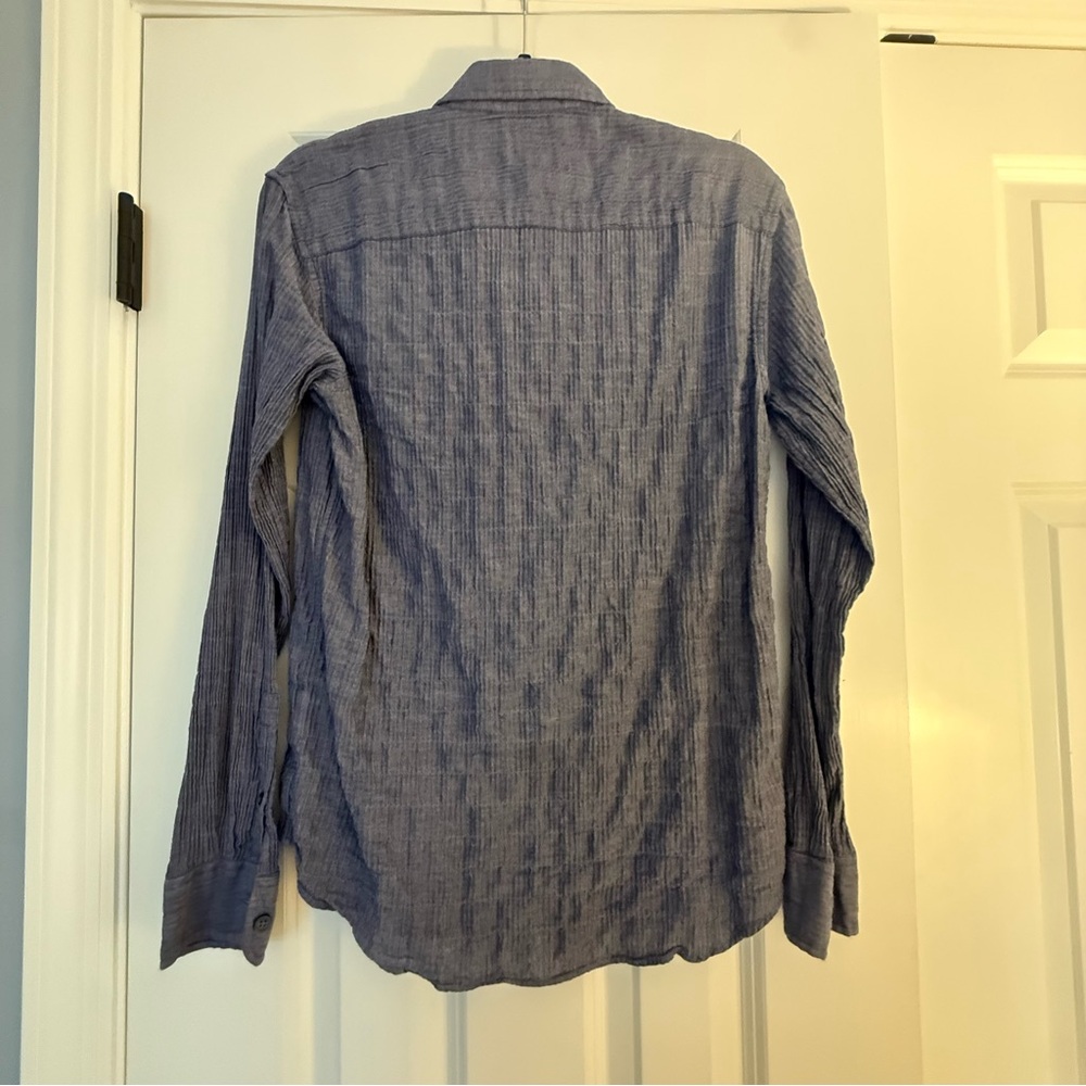 Club Monaco Men’s Blue Wrinkle Button Down Shirt Sz Small Slim Fit Casual - Picture 3 of 5